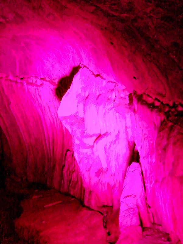 Illumination der Dechenhöhle im Sauerland