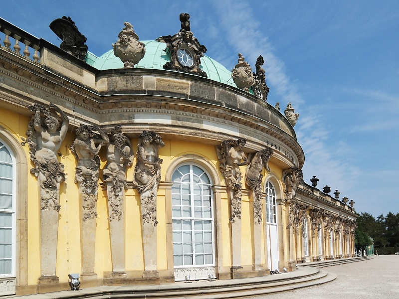 Schloss und Park Sanssouci in Potsdam