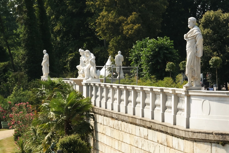 Schloss und Park Sanssouci in Potsdam